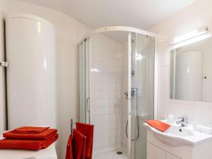 Maisons de vacances Holiday Home Le Moulin de Verfeuil - VEF100 by Interhome : photos des chambres