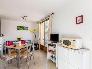 Appartements Apartment La Petite Toscane - CBX100 by Interhome : photos des chambres