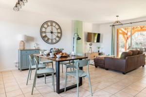 Appartements Le N5 des Hauts de Sarlat Apt Duplex Clim, Piscine, Parking : photos des chambres