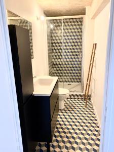 Appartements les Chambres Tropeziennes : Chambre Double ou Lits Jumeaux Supérieure avec Terrasse