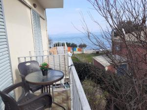 Dimitris Apartments Messongi