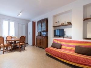 Apartment Casa dalla Mamma by Interhome