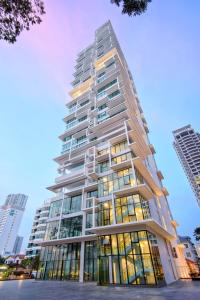 Sunrise Gurney Executive Premium Large Suite