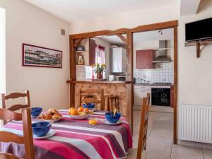 Apartment Kafartenea by Interhome
