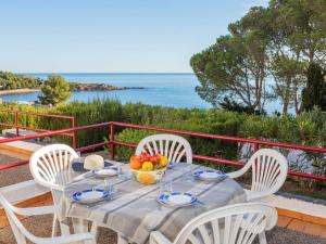 Holiday Home Residencial Cap de Grifeu by Interhome