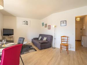 Apartment La Fregate-8 by Interhome