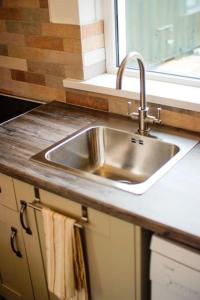 Mary Janes Cottage, Lettermacaward