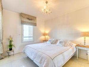 Apartment Le 4 Mats-2 by Interhome