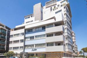 Live By the Sea 206 Saratoga