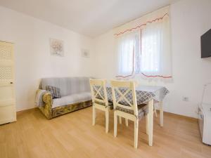 Apartment Vukić-5 by Interhome