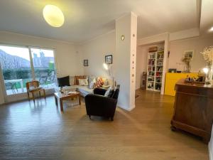 Apartment Promessi Sposi by Interhome