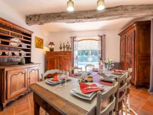 Maisons de vacances Holiday Home La Renardiere by Interhome : photos des chambres