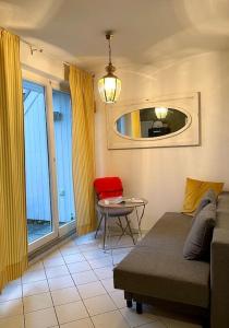 Dachgeschosswohnung mit 2 Schlafzimmern Zentrum Nord mit Aufzug