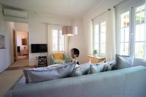 Casa Ancladero Big rooftop terrace, 2 bedroom guesthouse w garden and view