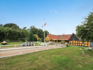 Apartment Annamia - 250m from the sea by Interhome