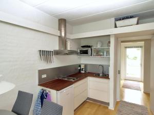 Apartment Magnus - 6km from the sea by Interhome