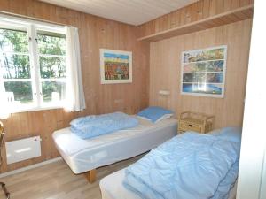 Holiday Home Tom - 125m from the sea by Interhome