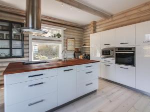 Holiday Home Heli - 200m from the sea by Interhome