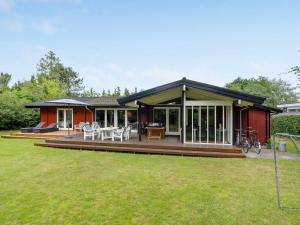 Holiday Home Malwina - 800m from the sea by Interhome