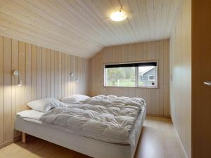 Holiday Home Enid - 700m from the sea by Interhome