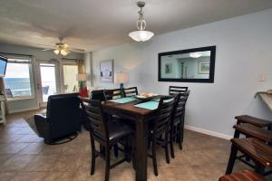 Boardwalk 1082 by Youngs Suncoast