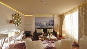 Hotels Hotel Tsanteleina : Suite - Vue sur Montagne