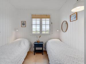 Holiday Home Aleksi - 500m from the sea in Western Jutland by Interhome