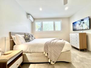 6Stu Hastings Street Studio