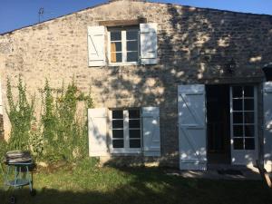 Maisons de vacances Maison de village et jardin , a Mornac sur Seudre : photos des chambres