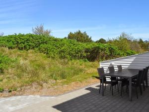 Apartment Alvild - 2-3km from the sea by Interhome