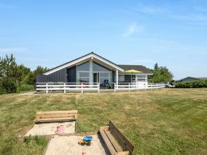 Holiday Home Chrisse - 550m from the sea by Interhome