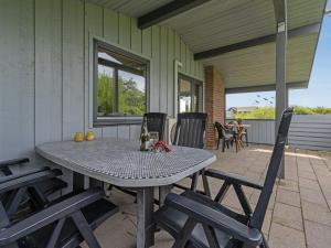 Holiday Home Elise - 800m from the sea by Interhome