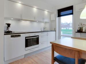 Apartment Aslef - 2-3km from the sea by Interhome