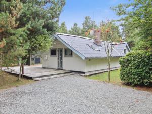 Holiday Home Lenia - 1km from the sea by Interhome