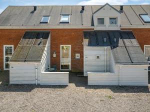 Apartment Fotij - 2-3km from the sea by Interhome