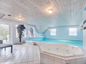 Holiday Home Partenij - 1km from the sea by Interhome