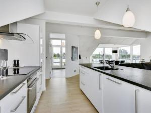 Holiday Home Anneka - 200m from the sea in Western Jutland by Interhome