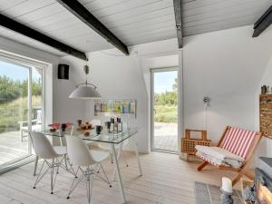 Holiday Home Elisabetta - 750m from the sea in Western Jutland by Interhome