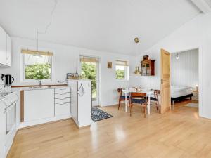 Holiday Home Köbes - 200m from the sea by Interhome