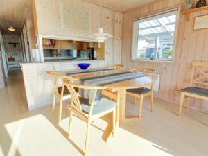 Holiday Home Maika - 800m to the inlet by Interhome