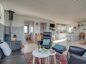 Holiday Home Soyala - 400m from the sea in Western Jutland by Interhome