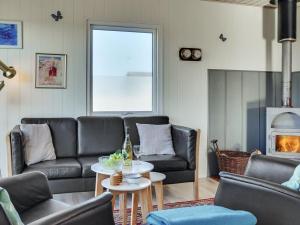 Holiday Home Soyala - 400m from the sea in Western Jutland by Interhome