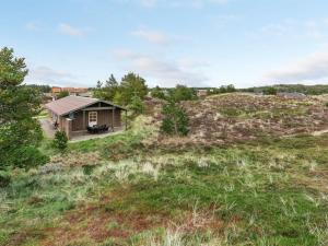 Holiday Home Antonia 900m from the sea in NW Jutland