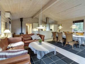 Holiday Home Jo - 1-2km from the sea by Interhome