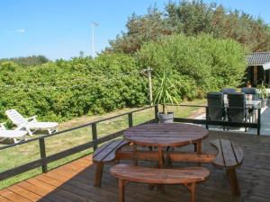 Holiday Home Bengta - 200m from the sea in NW Jutland by Interhome