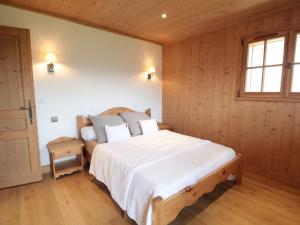 Chalets Chalet Les Carroz d'Araches, 6 pieces, 10 personnes - FR-1-572-246 : photos des chambres