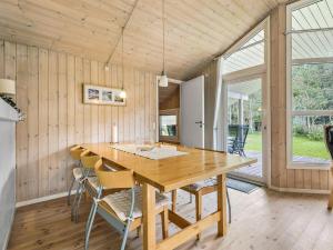 Holiday Home Ilka - 375m from the sea by Interhome