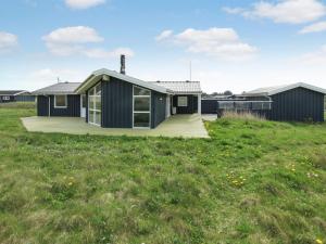 Holiday Home Hilka - 75m from the sea in NW Jutland by Interhome