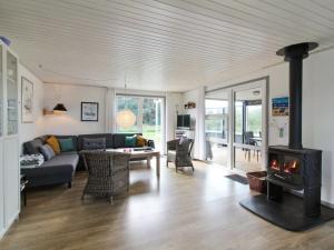 Holiday Home Nariman  650m from the sea in NW Jutland