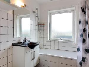 Holiday Home Nayeli - 275m from the sea by Interhome